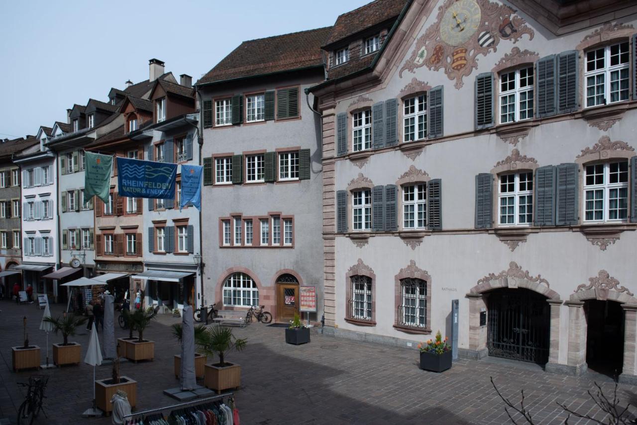 Unterkunft "Rathaus" Altstadt, Rheinfelden Schweiz Exterior foto